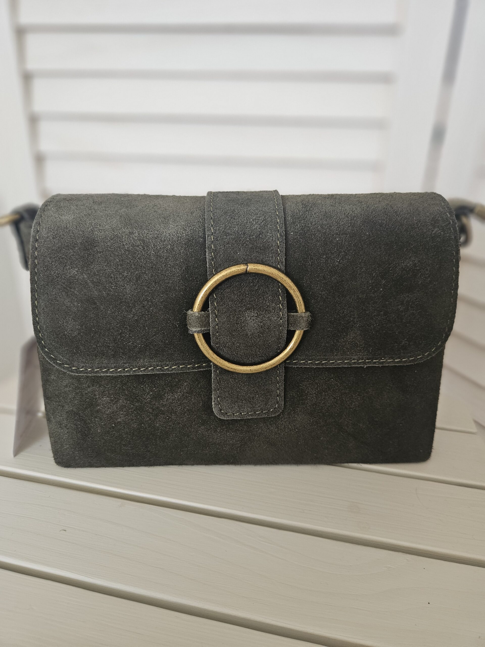 Sac bandoulière en cuir kaki