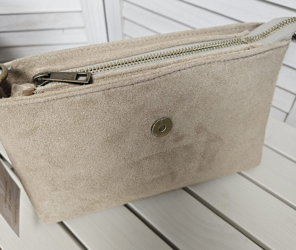 Sac bandoulière en cuir beige/ taupe