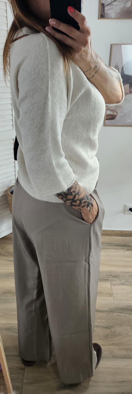 Pantalon taupe à pinces – Image 2