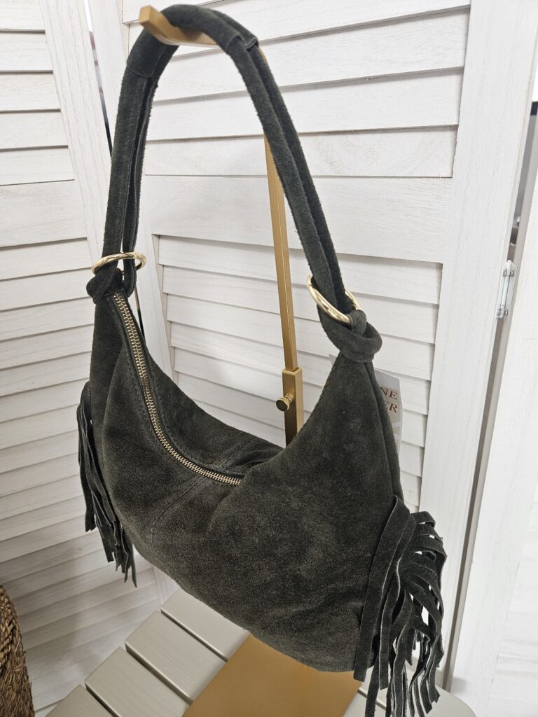 Sac porté en cuir à franges kaki