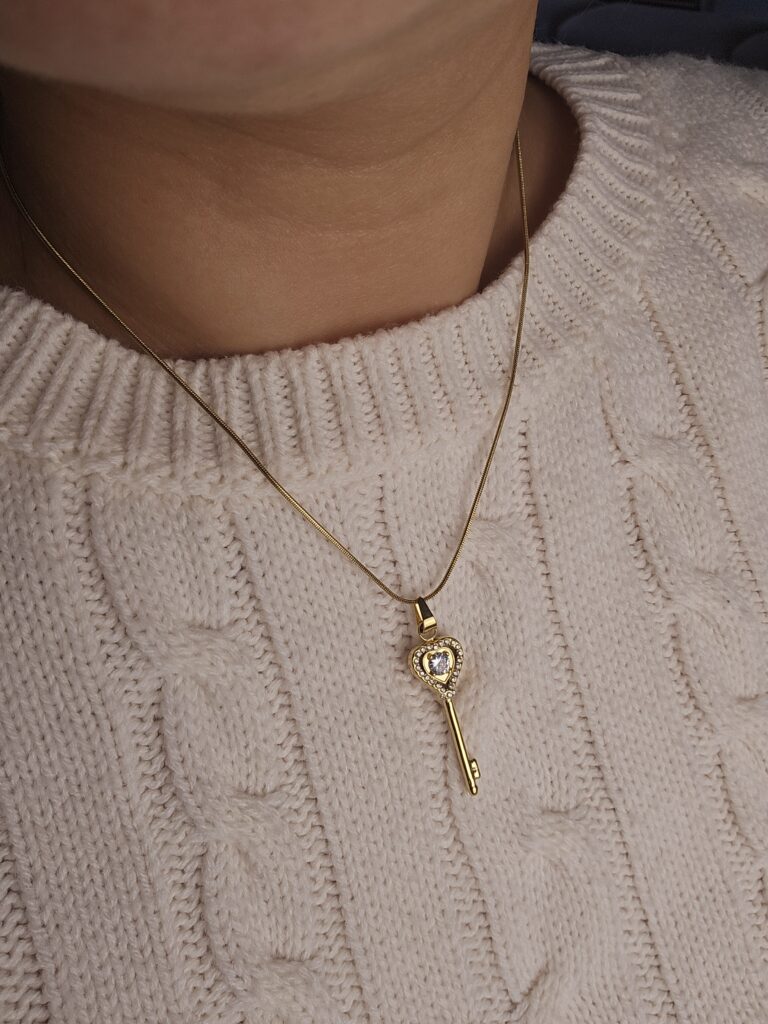 Collier Cléa - Clé cœur et strass