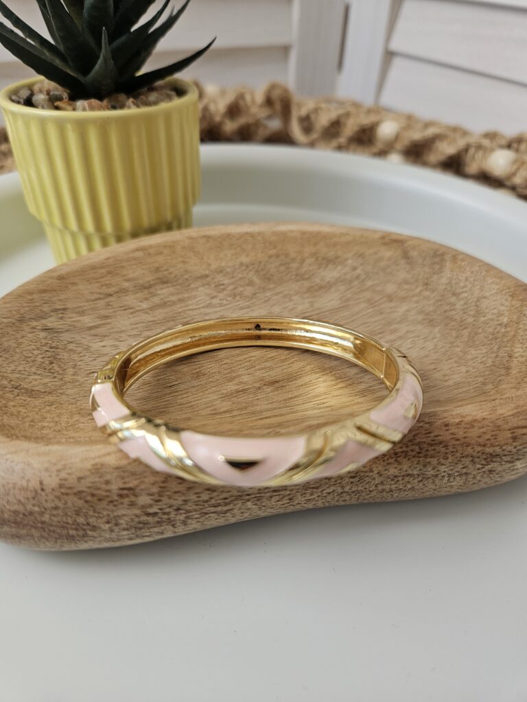 Bracelet jonc doré émaillé rose poudré et doré